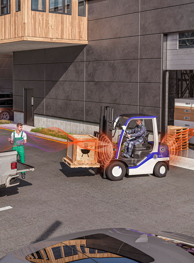 AUMOVIO_AVAS_Forklift_Lowres_RGB_V1.jpg