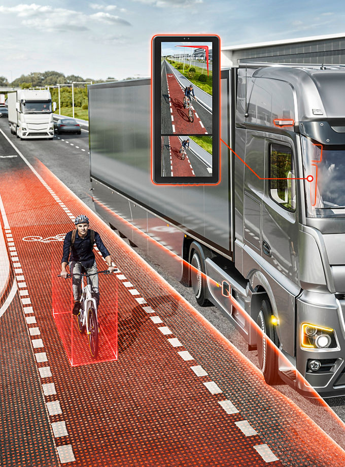 AUMOVIO_Digital_Mirror_Truck_BSIS_3K_Midres_RGB.jpg