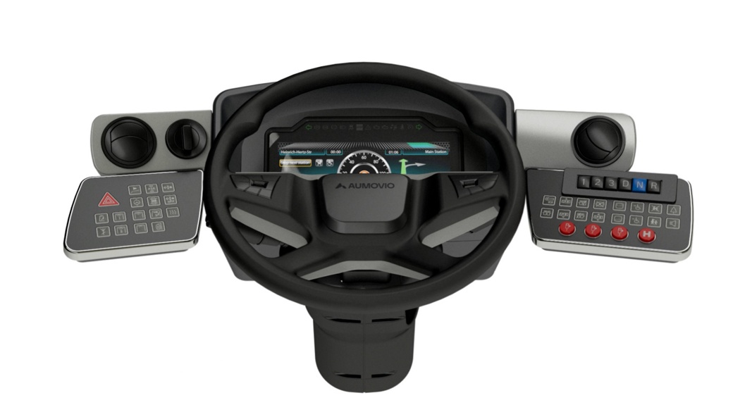 Modular driver's workplace with MultiViu Professional 12 Gen 2 for improved ergonomics and overview in the bus cockpit.