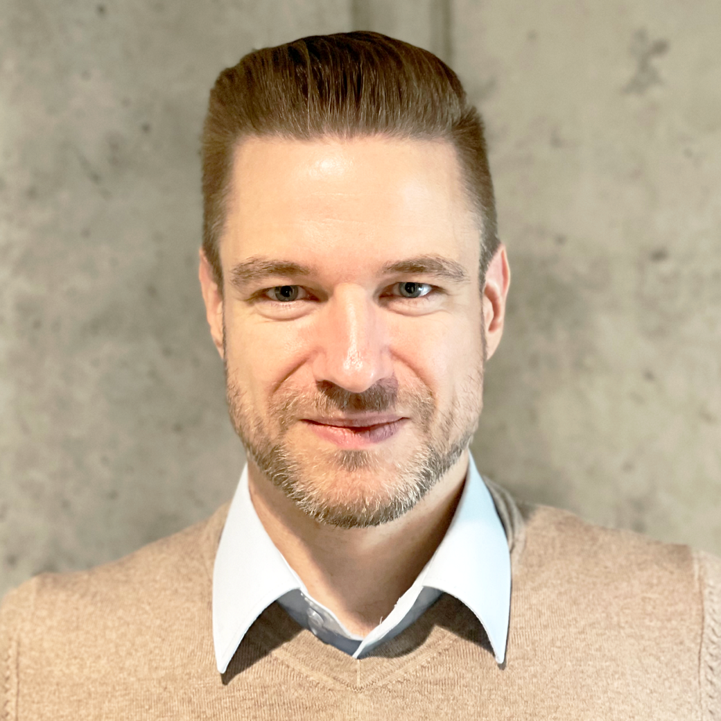 Dr. Andreas Weinlich Head of Laboratory for AI