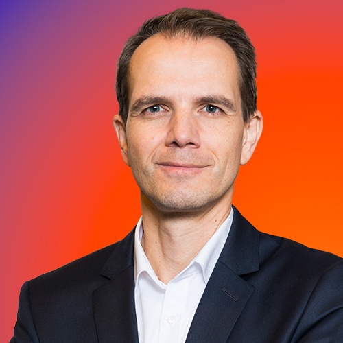 Dr. Stefan Otremba, Global Head of Governance & Sustainability Automotive