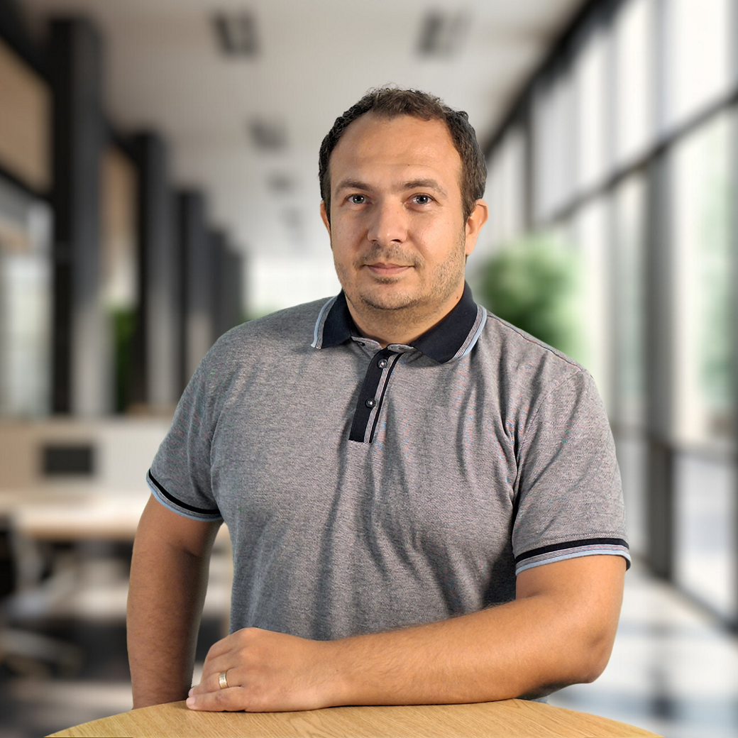 Picture of Adrian Nicolaescu, product owner at AUMOVIO in Romania