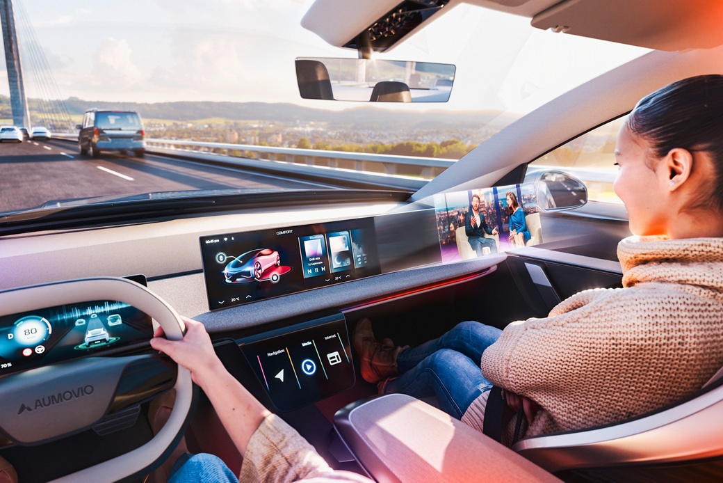 Switchable Privacy Displays ermöglichen die Unterhaltung des Beifahrers, ohne den Fahrer damit abzulenken.