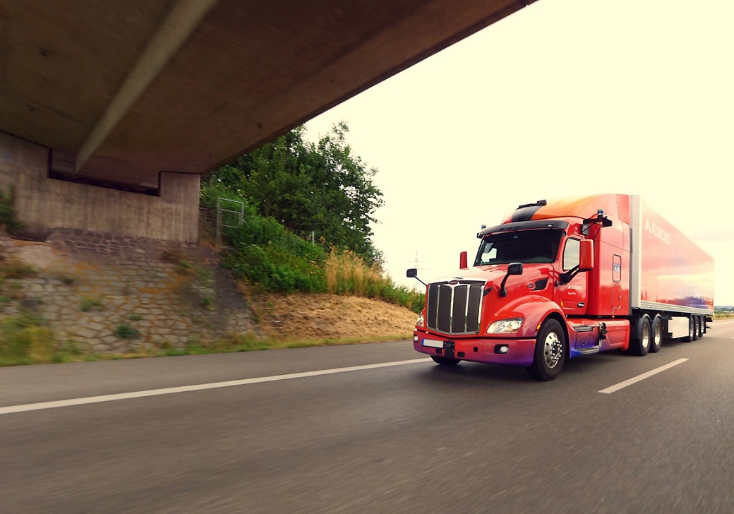 Autonomes Fahren: Entwicklungs-Lkw mit modernster Sensorik testet die Mobilität von morgen.