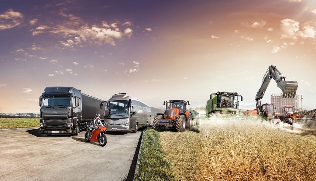 AUMOVIO develops solutions for commercial and special vehicles.