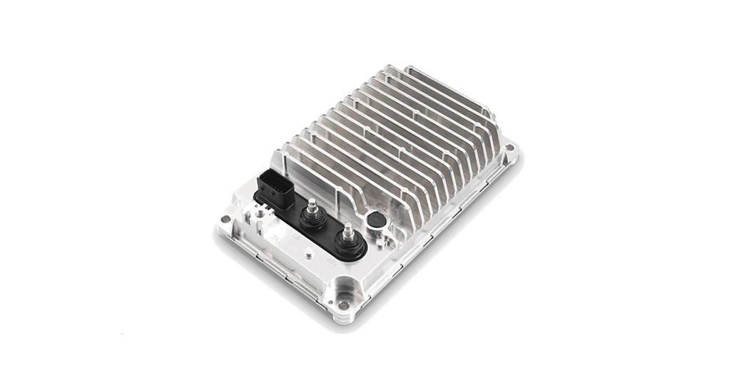 Picture of a Bi-directional DC/DC converter (12V/24V/48V) for electric commercial vehicles. The higher power demands for components embedded in electric commercial vehicles lead to new on-board network architectures consisting of various different board nets, making bi-directional DC/DC converters necessary to bridge these board nets.