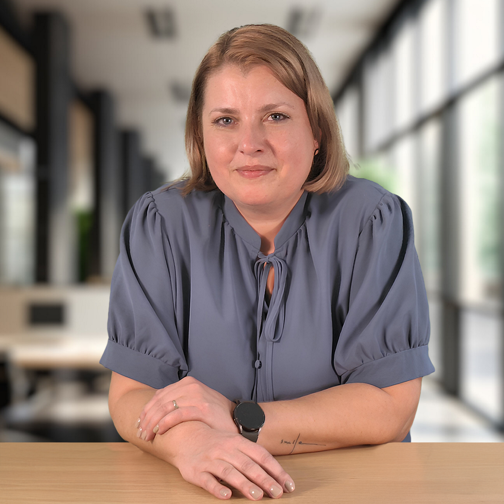 Picture of Carla Drodtloff, panel manager at AUMOVIO in Romania