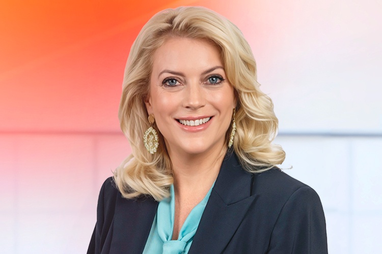 Foto von Eva Appold, Leiterin Kommunikation bei AUMOVIO