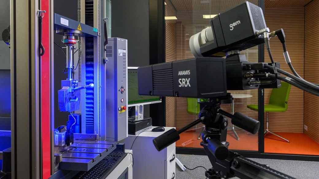 Image of a test setup for haptic and robotic testing, captured by a camera