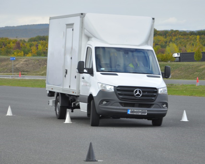 Light weight truck for parcour as test driving key module