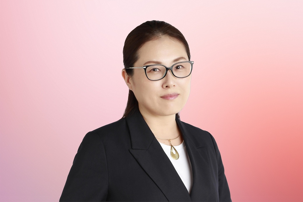 Foto von Machi Komaki, Leiterin Kommunikation Japan bei AUMOVIO